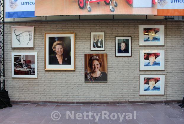 Beatrix reveals her own portraits in Groningen