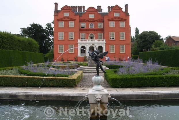 Kew Palace – Away from busy London